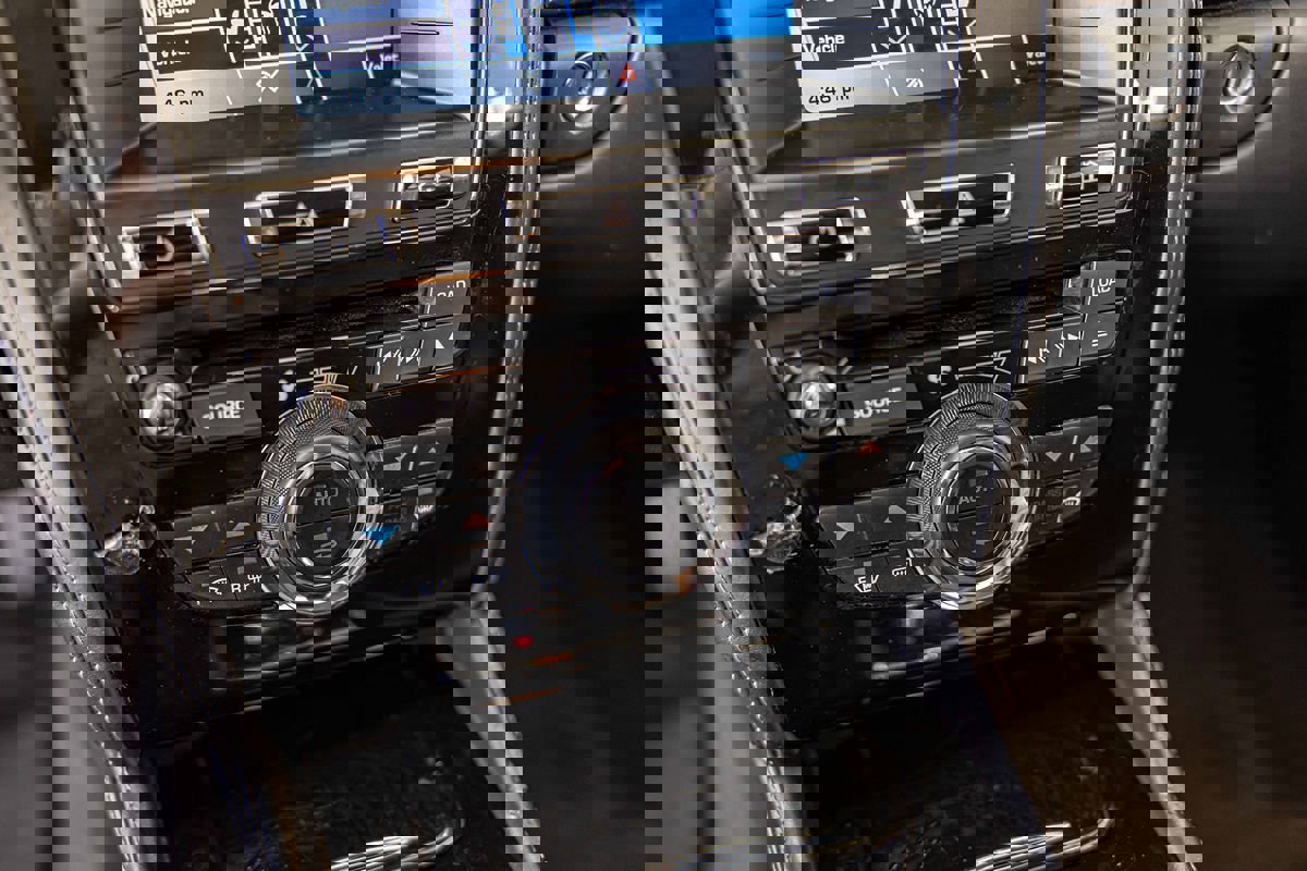 Used 2012 Jaguar XK Convertible image 26