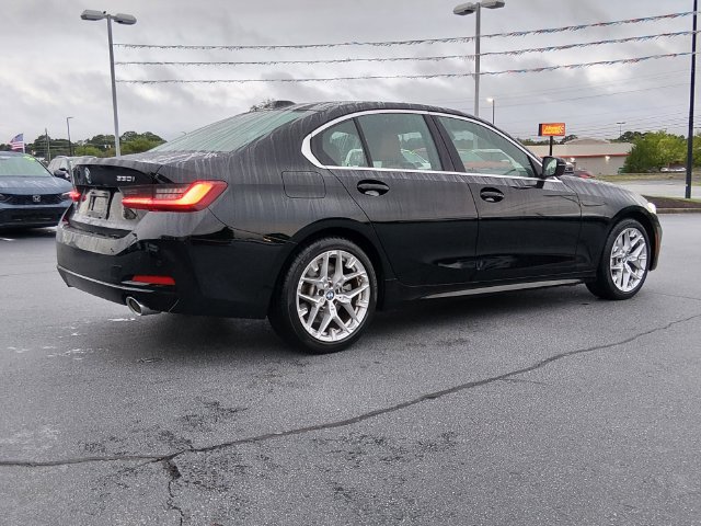 Used 2025 BMW 330i Sedan RWD image 3