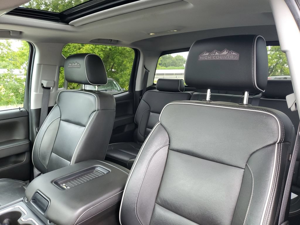 Used 2018 Chevrolet Silverado 2500 High Country w/ Duramax Plus Package AWD/4WD image 16