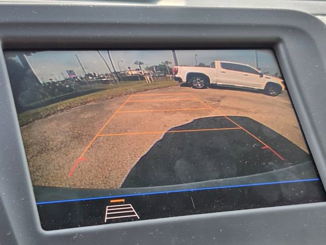 Used 2021 Chevrolet Equinox LT image 17