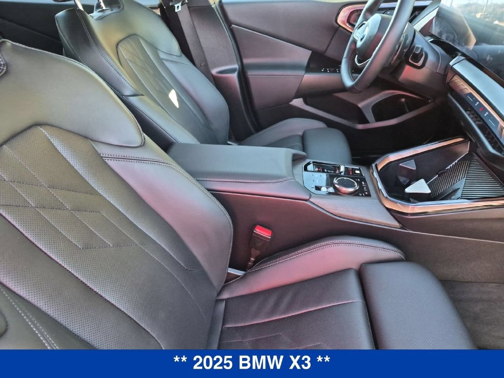 Used 2025 BMW X3 xDrive30i w/ Convenience Package AWD/4WD image 32