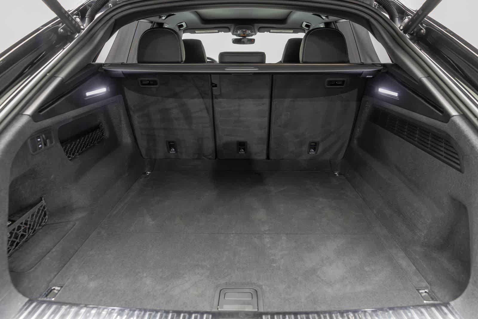 Used 2024 Audi SQ8 Prestige w/ Prestige Package AWD/4WD image 19
