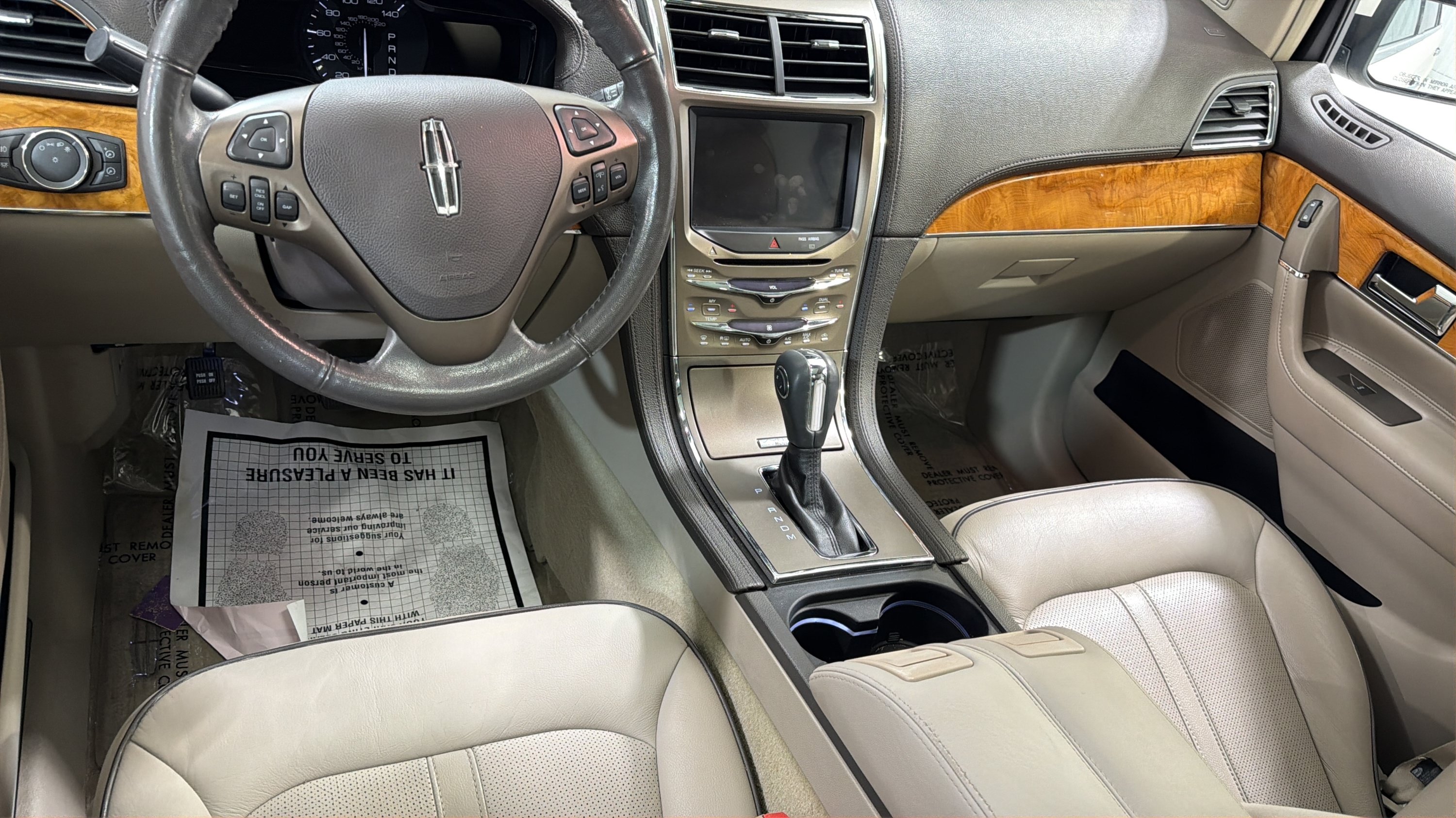 Used 2012 Lincoln MKX FWD image 21