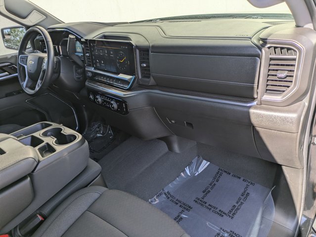 Used 2024 Chevrolet Silverado 1500 LT w/ Z71 Off-Road Package AWD/4WD image 22
