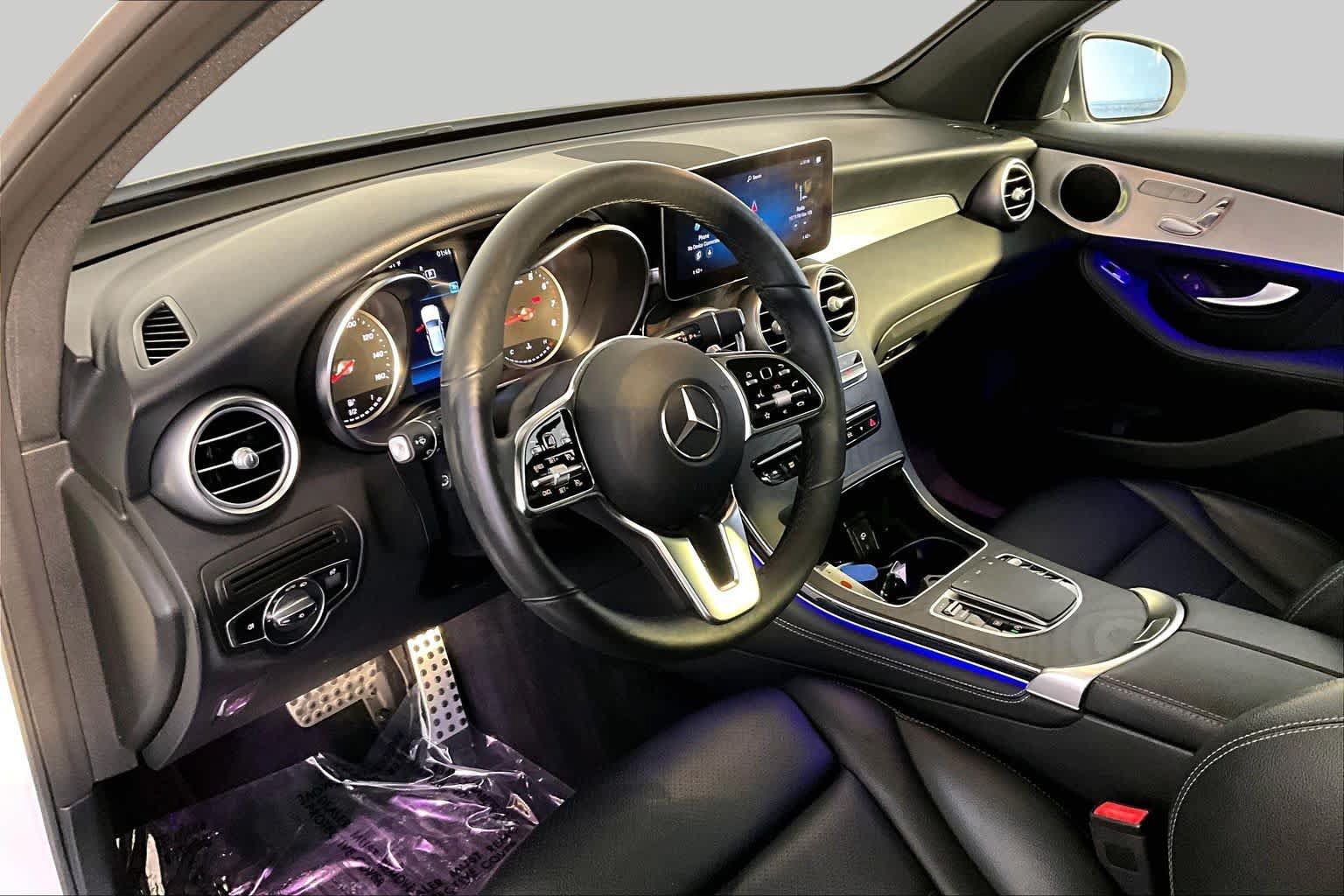 Used 2020 Mercedes-Benz GLC 300 4MATIC image 18