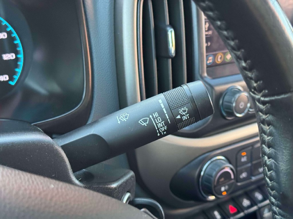 Used 2022 Chevrolet Colorado Z71 AWD/4WD image 25