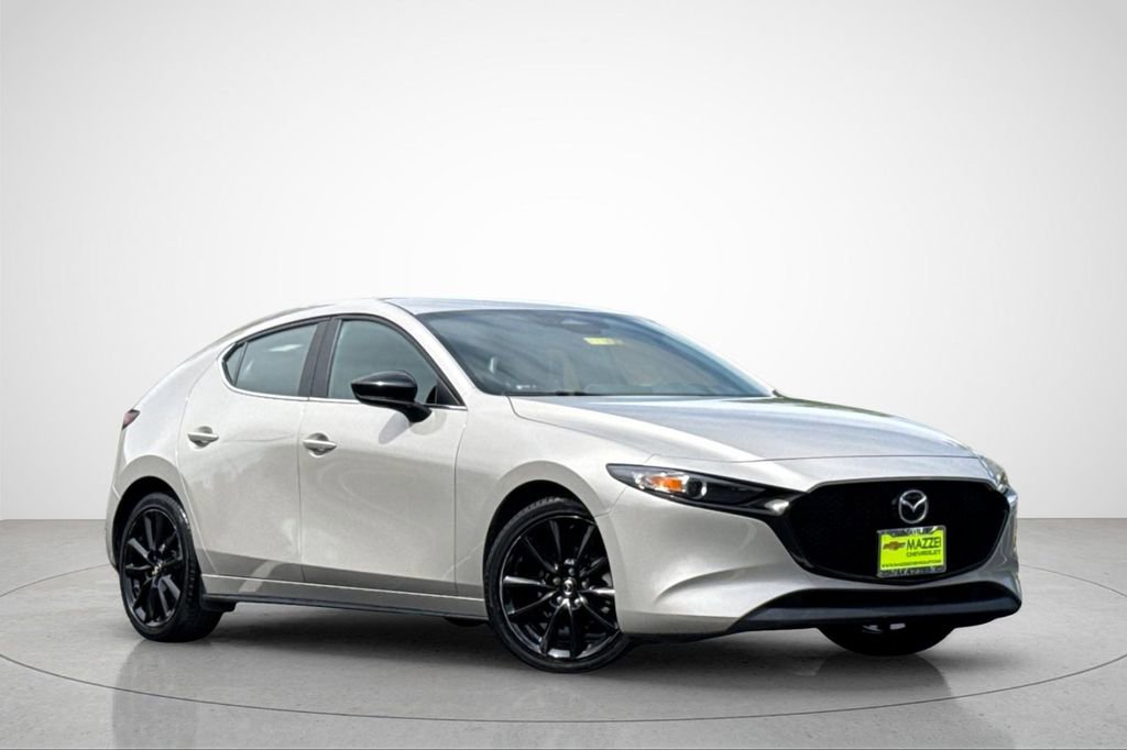 Used 2024 MAZDA MAZDA3 s FWD image 2