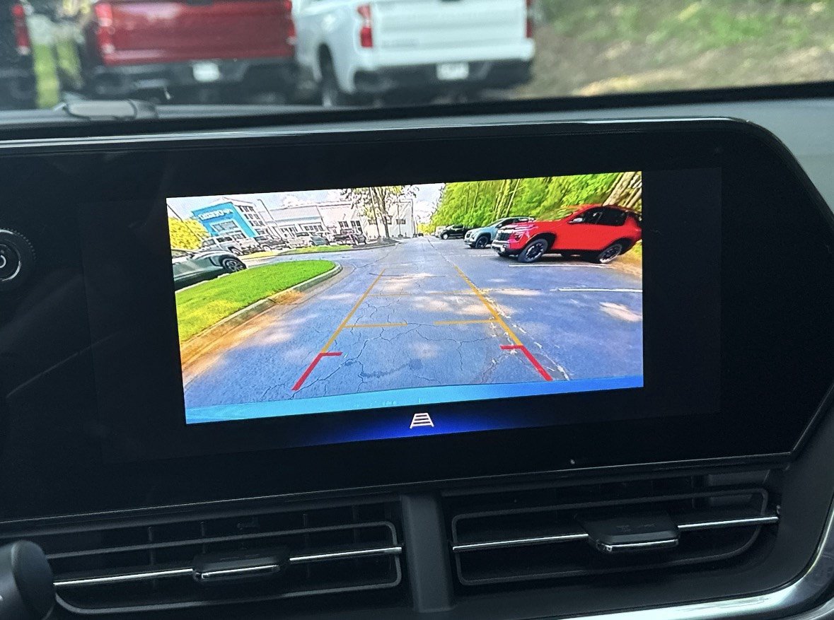 Used 2025 Chevrolet Trax ACTIV w/ Sunroof Package FWD image 26