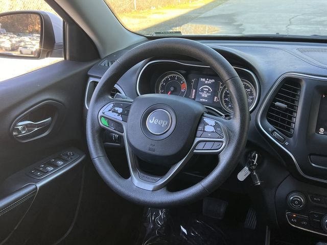 Used 2019 Jeep Cherokee Latitude w/ Popular Appearance Group image 17