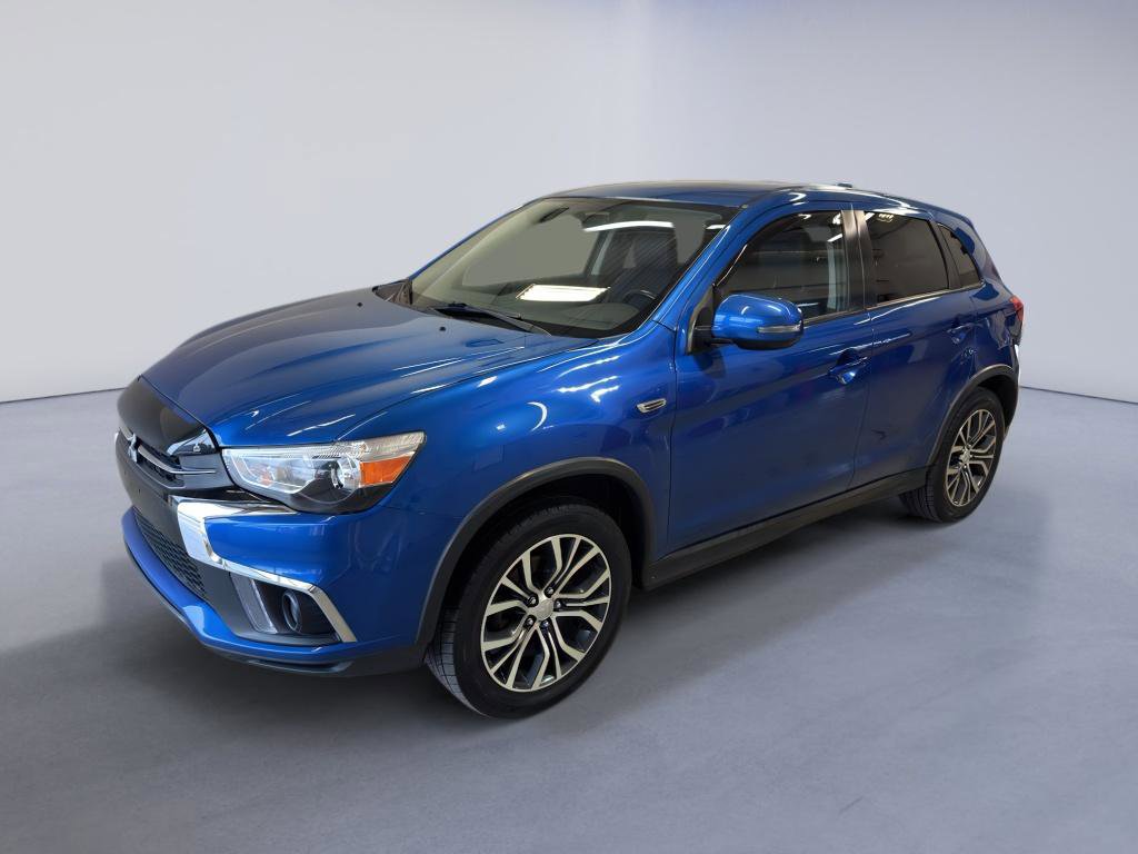 Used 2018 Mitsubishi Outlander Sport SE AWD/4WD image 3