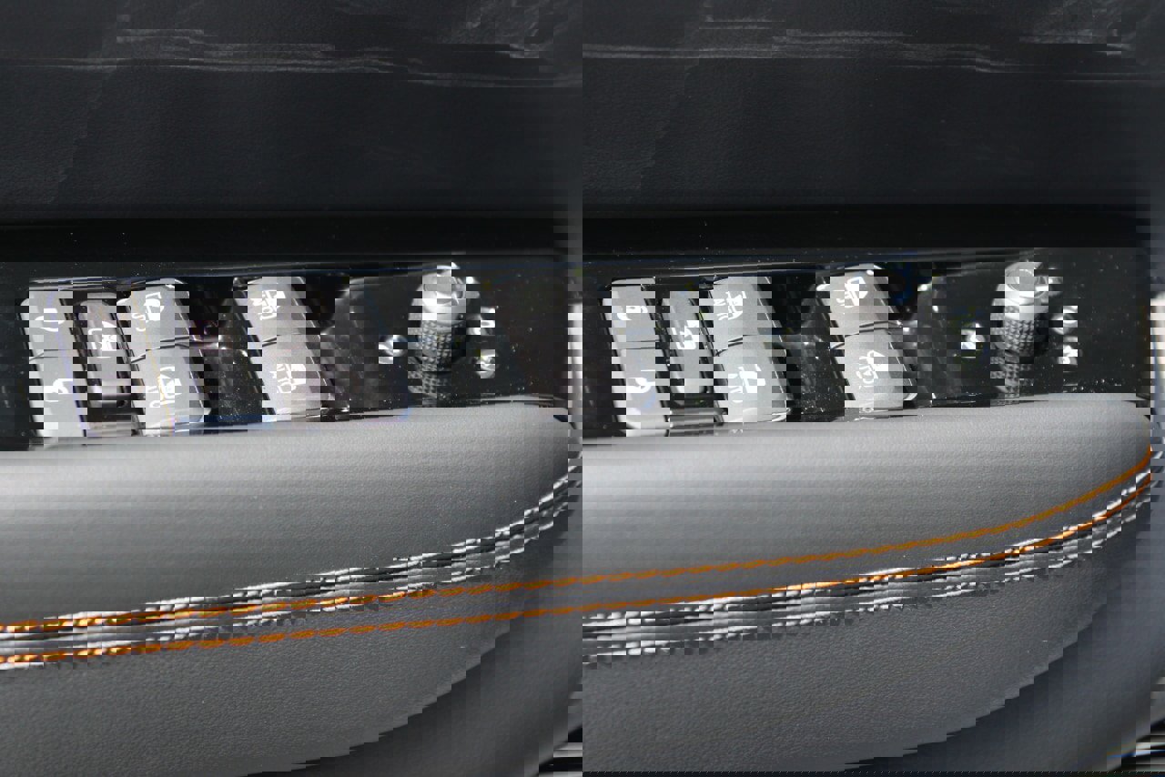 New 2025 Jeep Grand Wagoneer Series III w/ Rear Seat Video Group 1 image 12