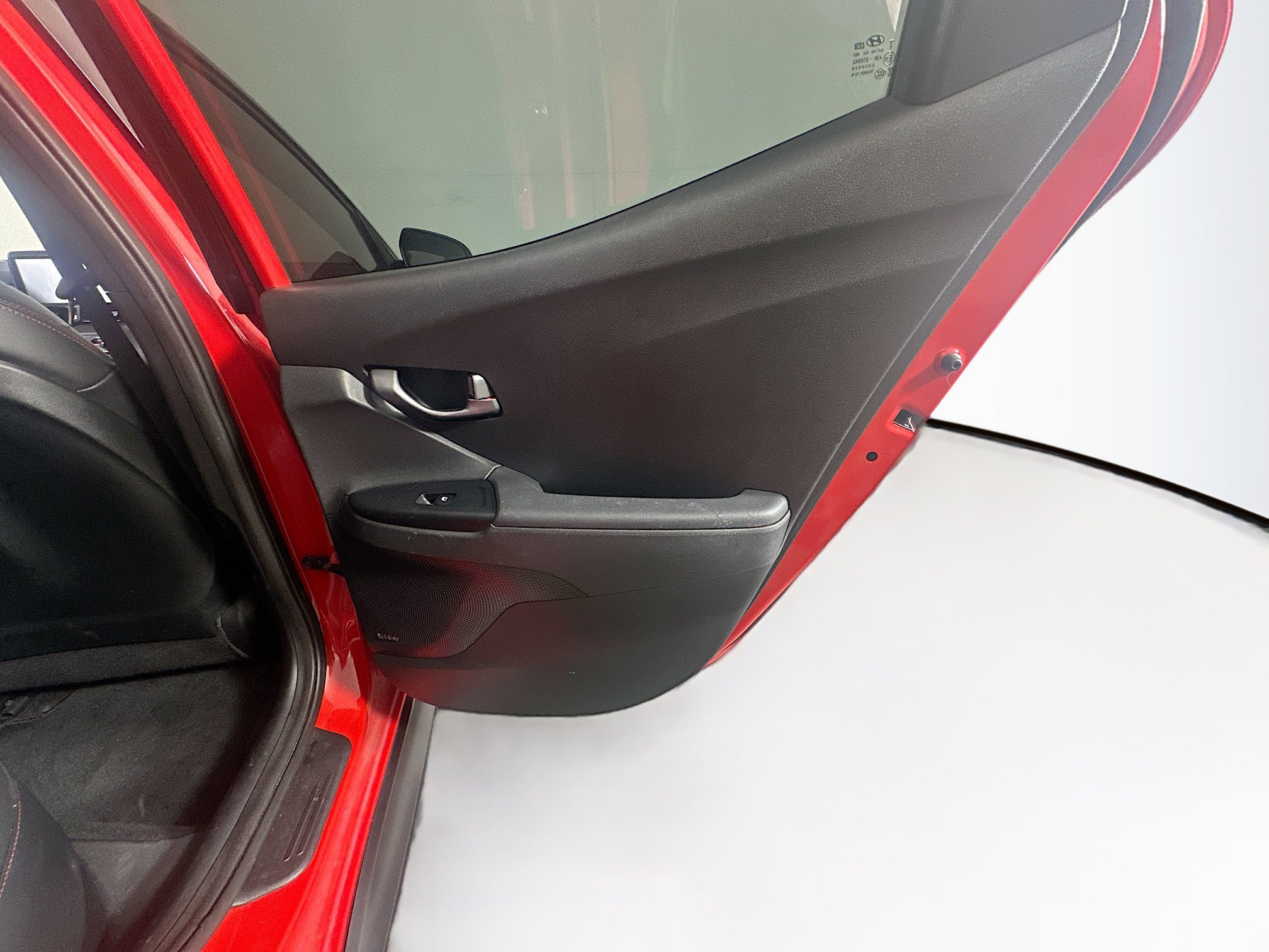 Used 2019 Hyundai Veloster 2.0 Premium image 33