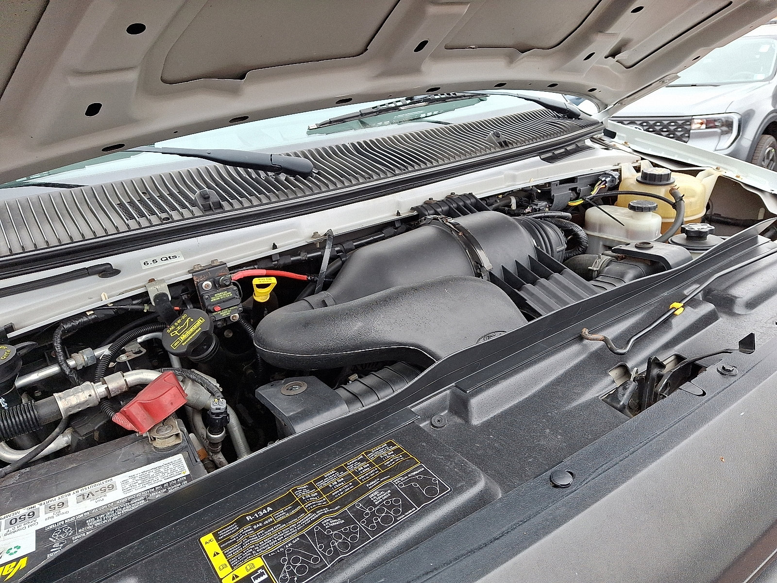 Used 2012 Ford E-250 and Econoline 250 w/ Commercial Cargo Van Pkg image 29