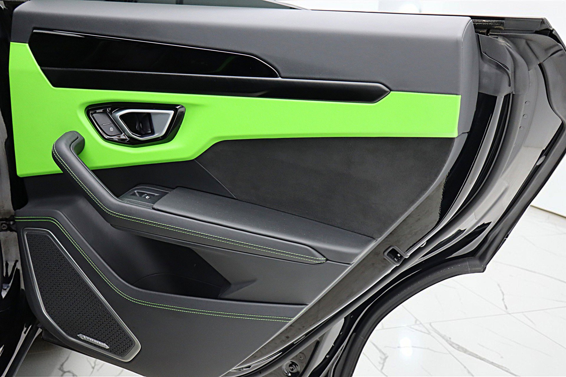 Used 2024 Lamborghini Urus S image 55