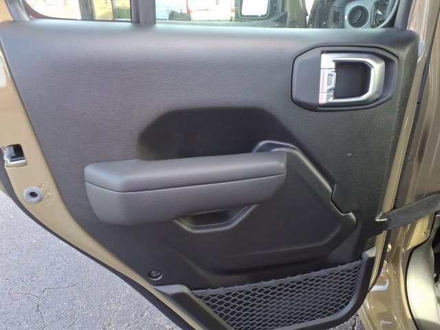 New 2026 Jeep Gladiator Sport image 10