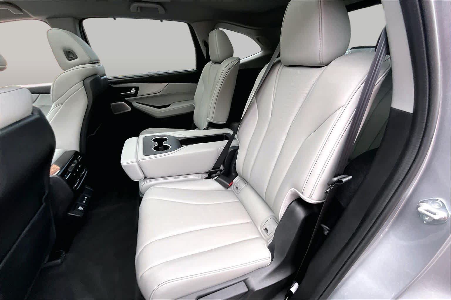 Used 2026 Acura MDX w/ Technology Package FWD image 20