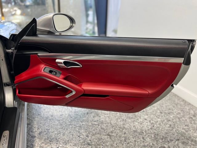 Used 2017 Porsche 718 Boxster S image 33