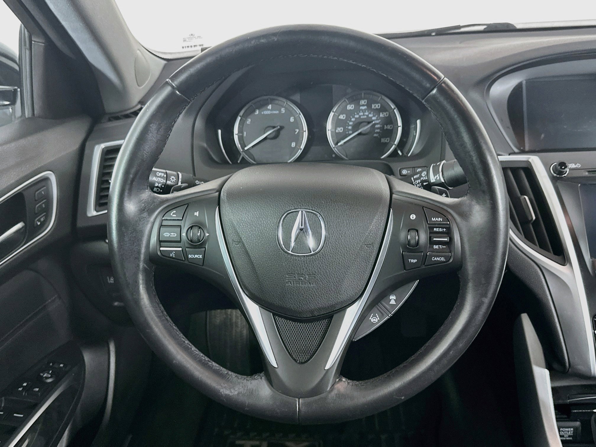 Used 2018 Acura TLX FWD image 17