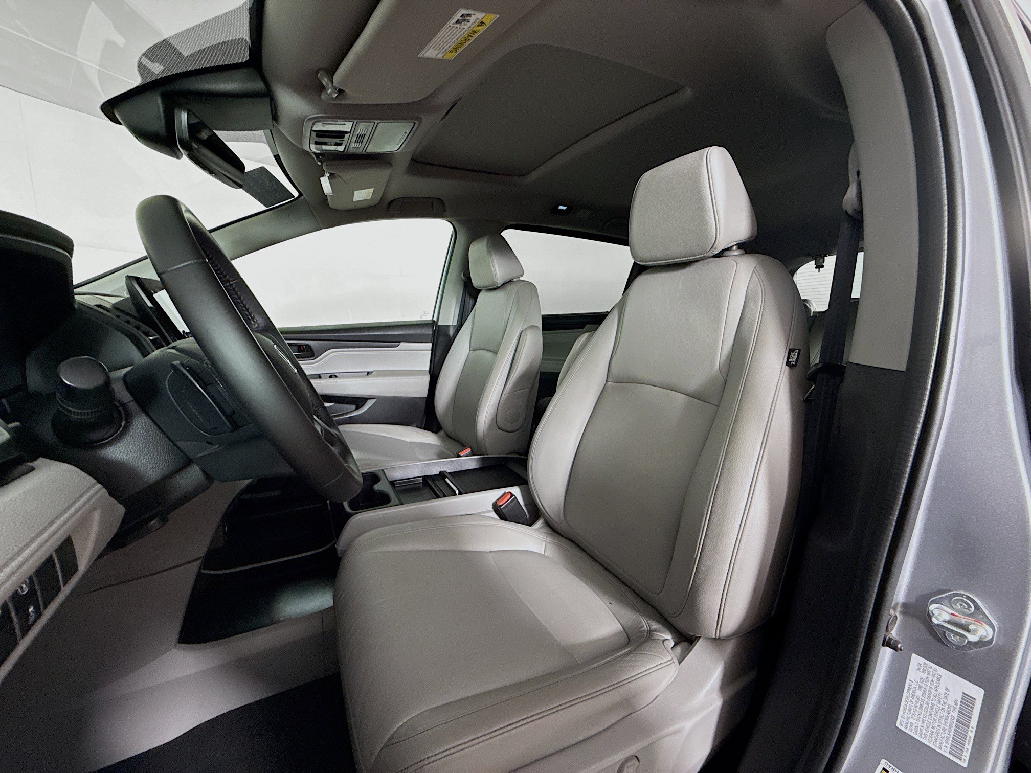 Certified 2024 Honda Odyssey EX-L image 25