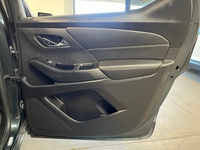 Used 2019 Chevrolet Traverse LT AWD/4WD image 16