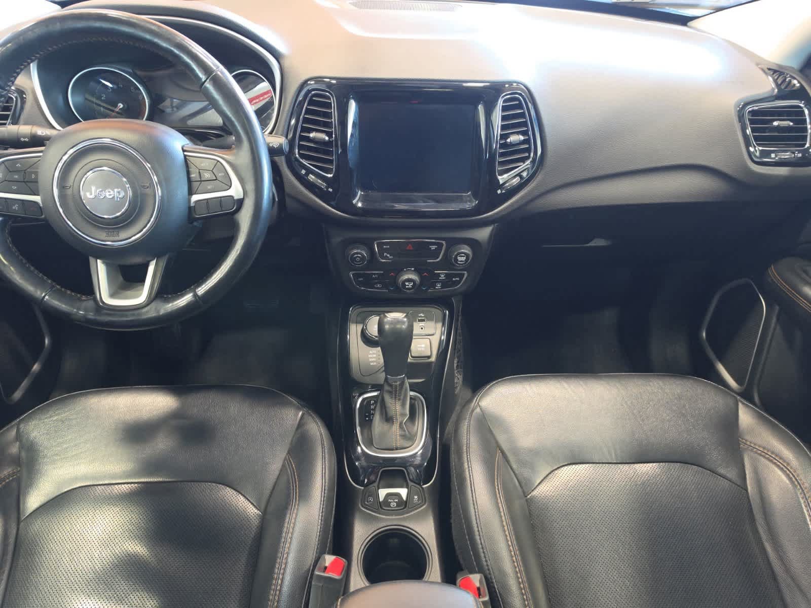 Used 2018 Jeep Compass Limited w/ Safe & Security Group AWD/4WD image 31