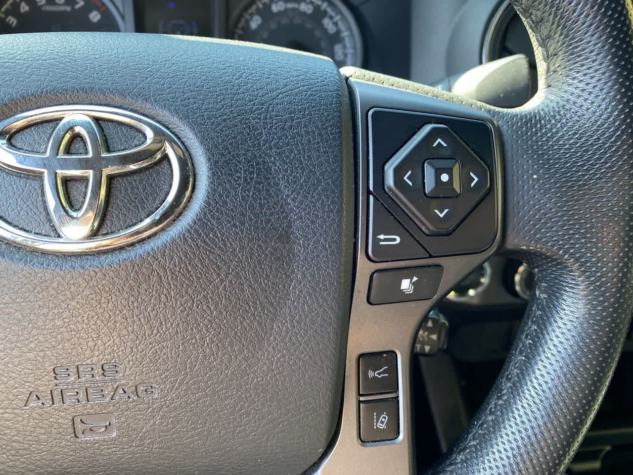 Used 2020 Toyota Tacoma TRD Off-Road AWD/4WD image 21