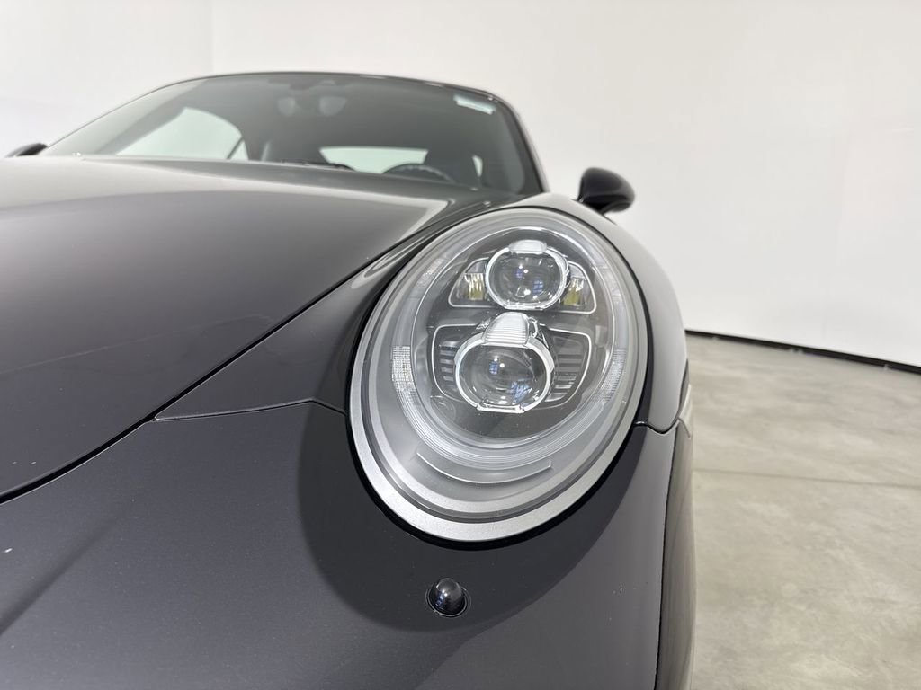 Certified 2015 Porsche 911 Turbo AWD/4WD image 11