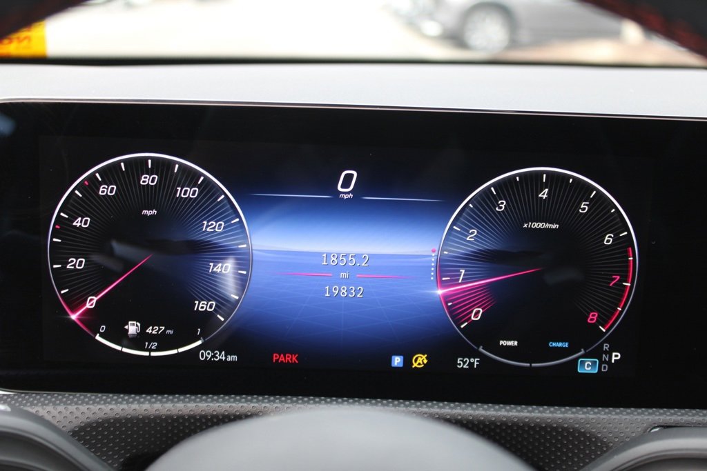 Used 2024 Mercedes-Benz CLA 250 image 25