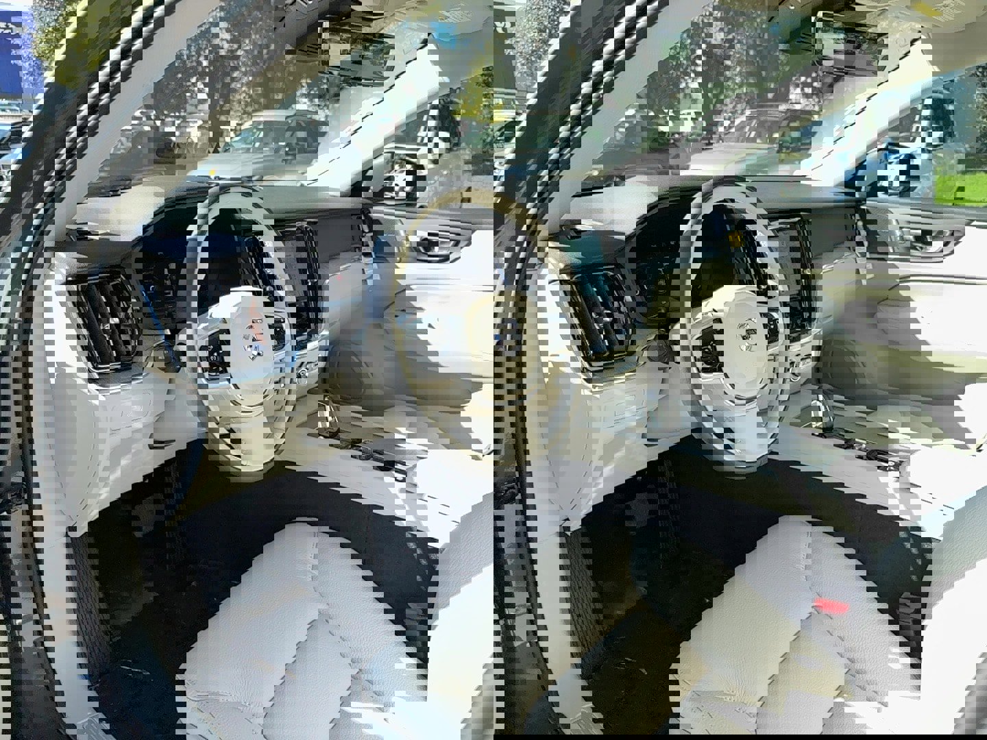 New 2026 Volvo V60 B5 Cross Country Plus w/ Climate Package image 12