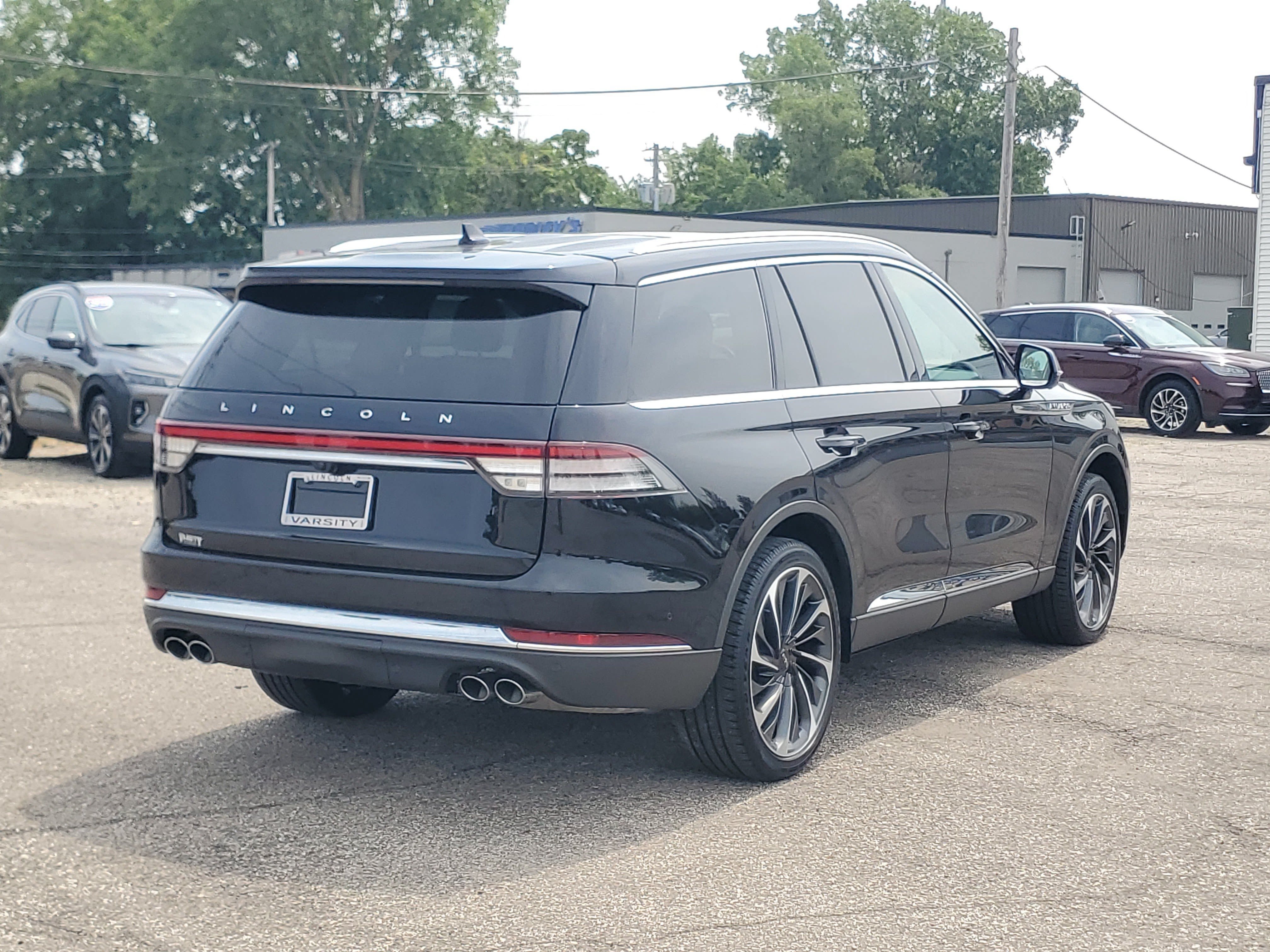 Certified 2024 Lincoln Aviator Reserve w/ Equipment Group 201A AWD/4WD image 6
