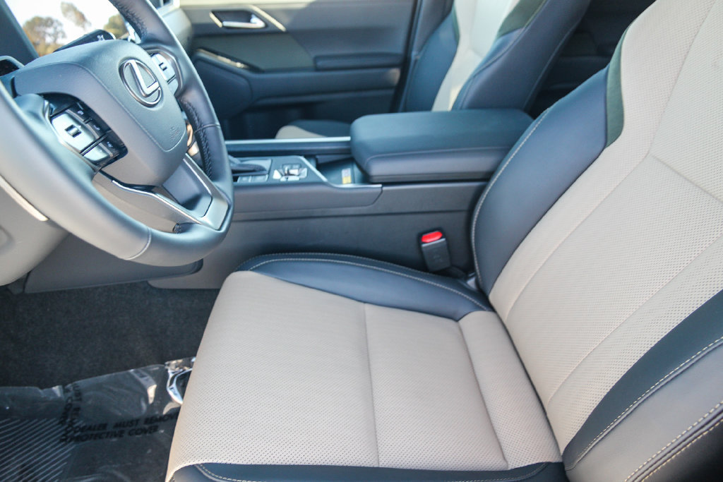 Certified 2026 Lexus GX 550 AWD/4WD image 19