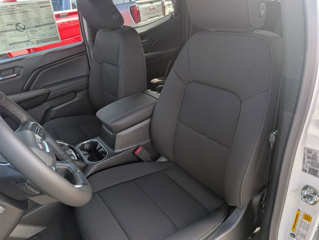 New 2026 GMC Canyon Elevation w/ Convenience Package image 9