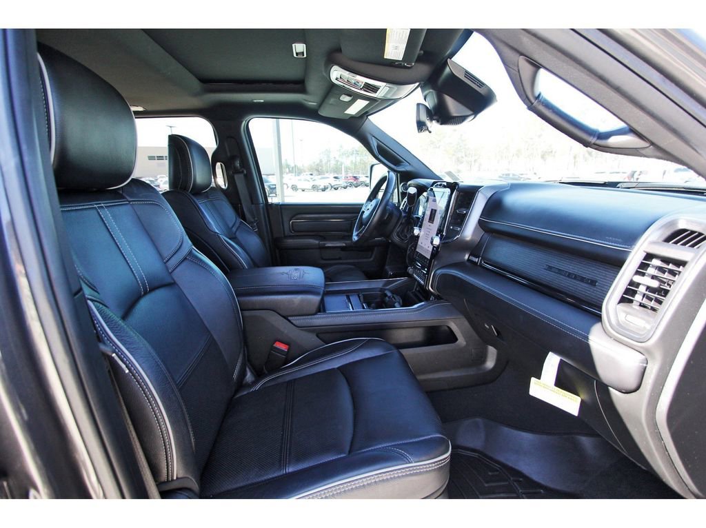 Used 2024 RAM 3500 Limited image 25