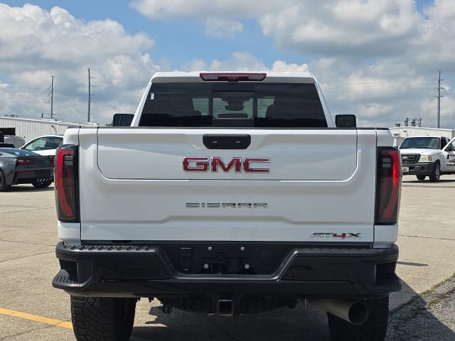 Used 2026 GMC Sierra 2500 AT4X AWD/4WD image 4