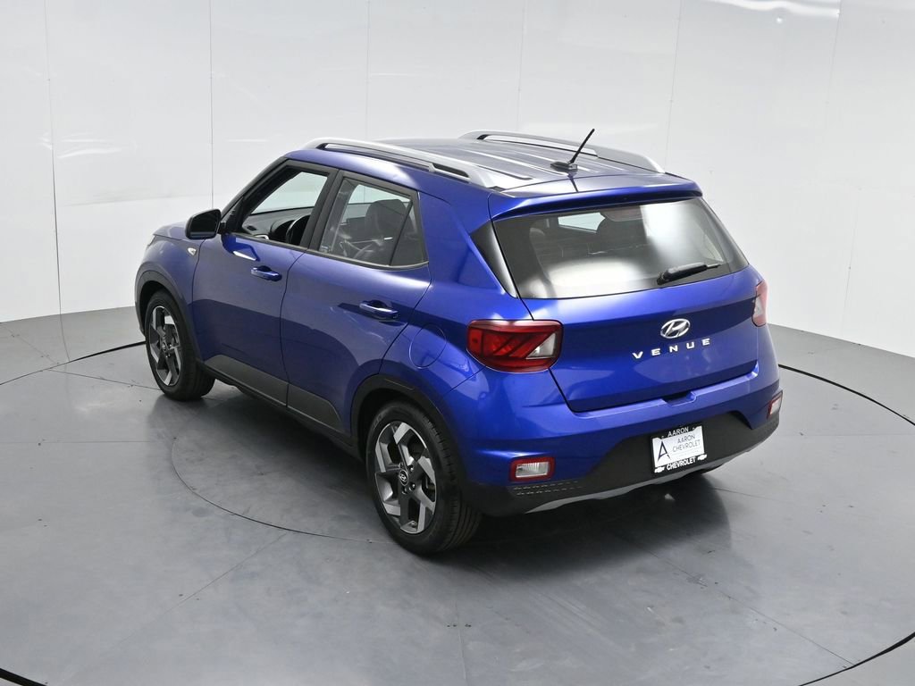 Used 2023 Hyundai Venue Limited w/ Cargo Package image 51