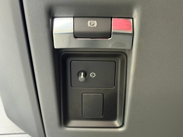 Used 2025 Land Rover Defender 110 S AWD/4WD image 41