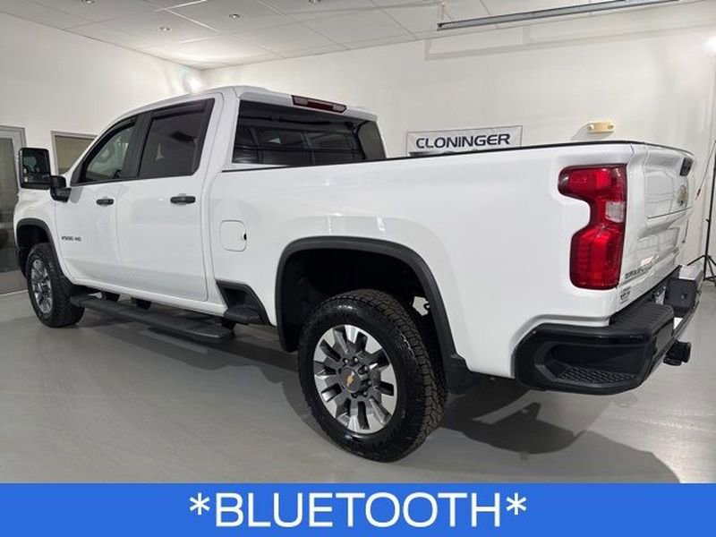 Used 2024 Chevrolet Silverado 2500 Custom w/ Custom Value Package image 7