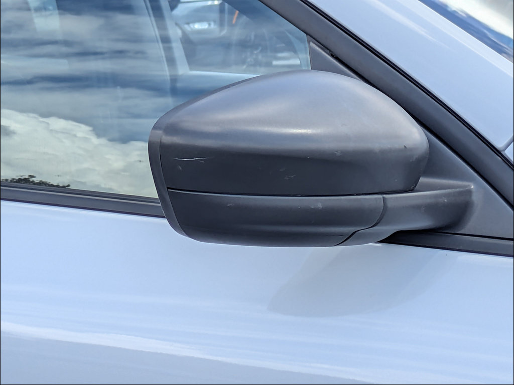 Used 2025 Ford Escape ST-Line FWD image 12