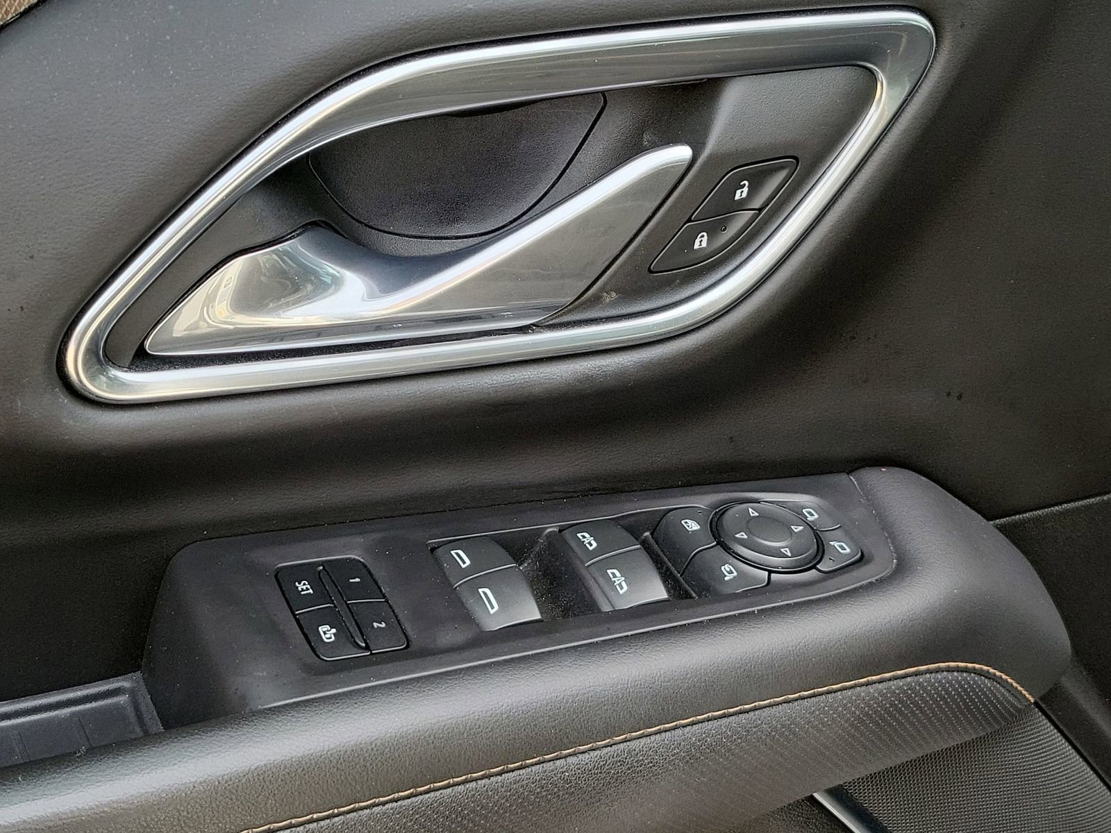 Certified 2023 GMC Yukon AT4 w/ AT4 Premium Plus Package image 24