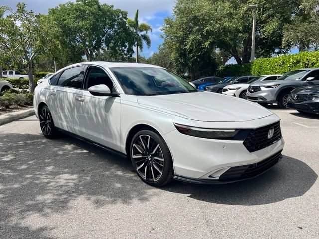 Used 2025 Honda Accord Touring video 1