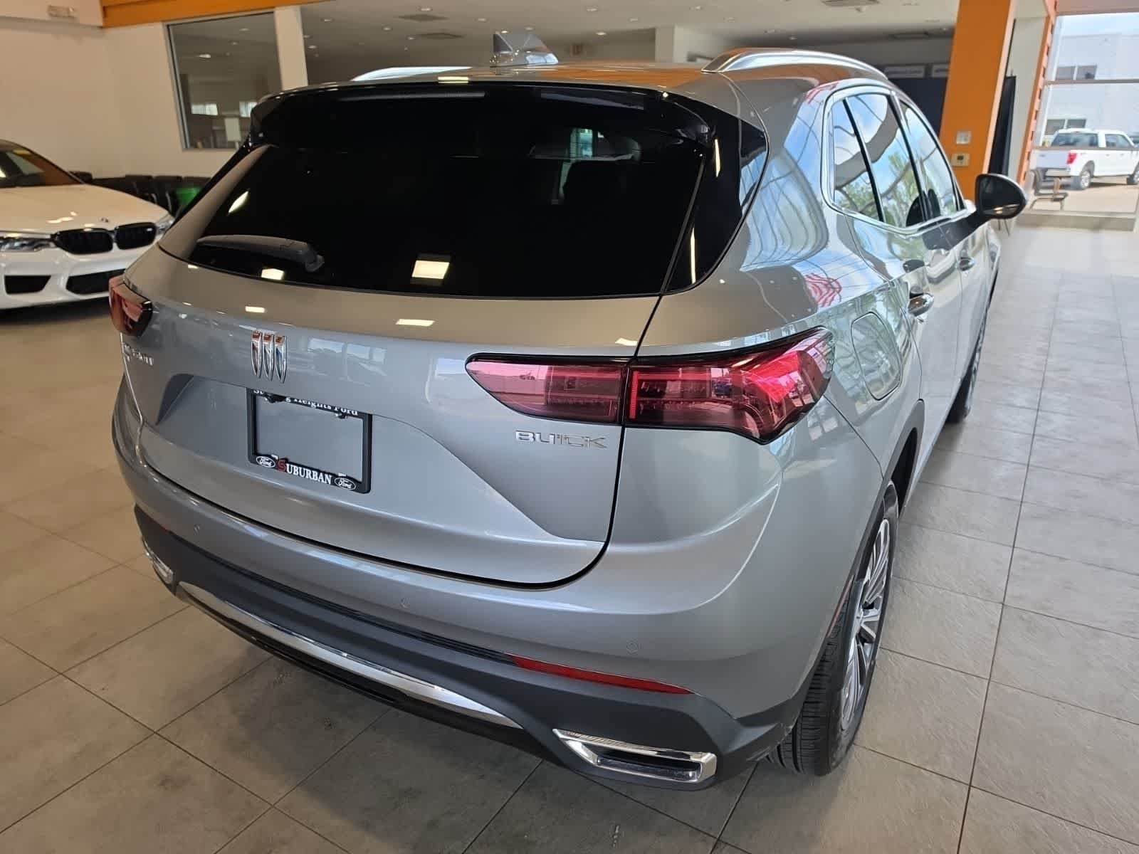 Used 2024 Buick Envision Preferred AWD/4WD image 8