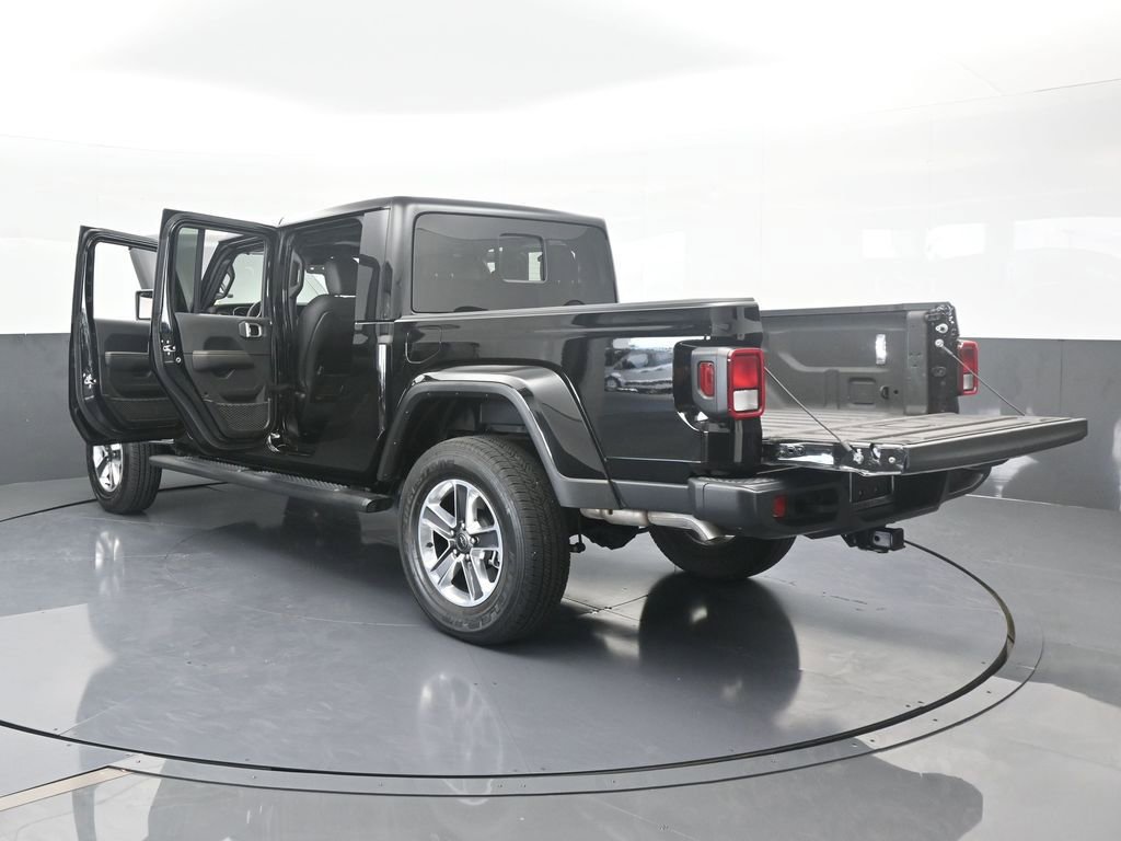 Used 2024 Jeep Gladiator Sport w/ Premium Package image 77