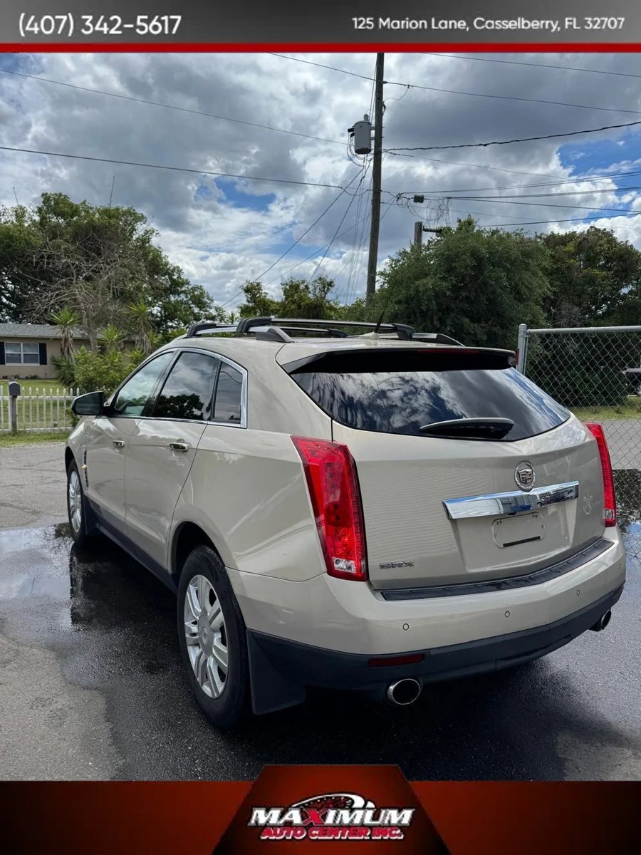 Used 2010 Cadillac SRX Luxury FWD image 4
