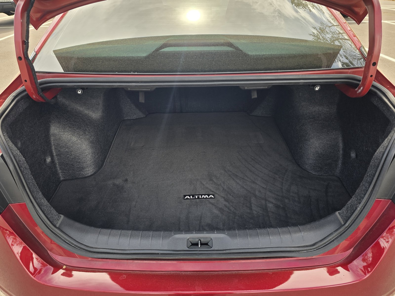 Certified 2024 Nissan Altima 2.5 SR w/ SR Premium Package FWD image 26