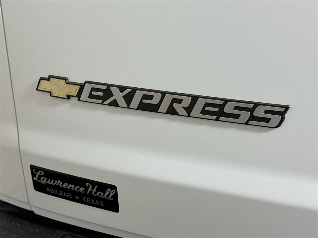 New 2025 Chevrolet Express 3500 w/ Driver Convenience Package image 15