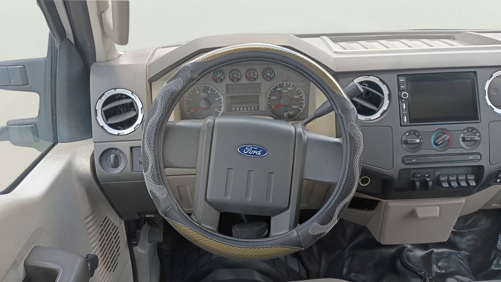 Used 2008 Ford F350 XL RWD image 4