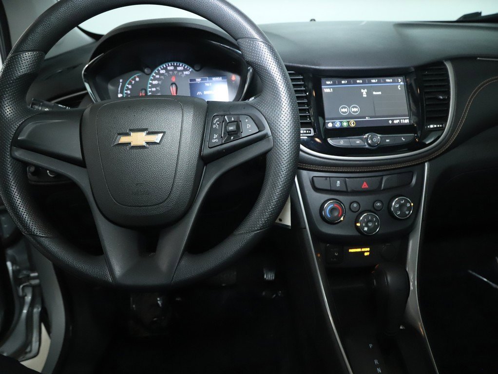 Used 2018 Chevrolet Trax LS image 26