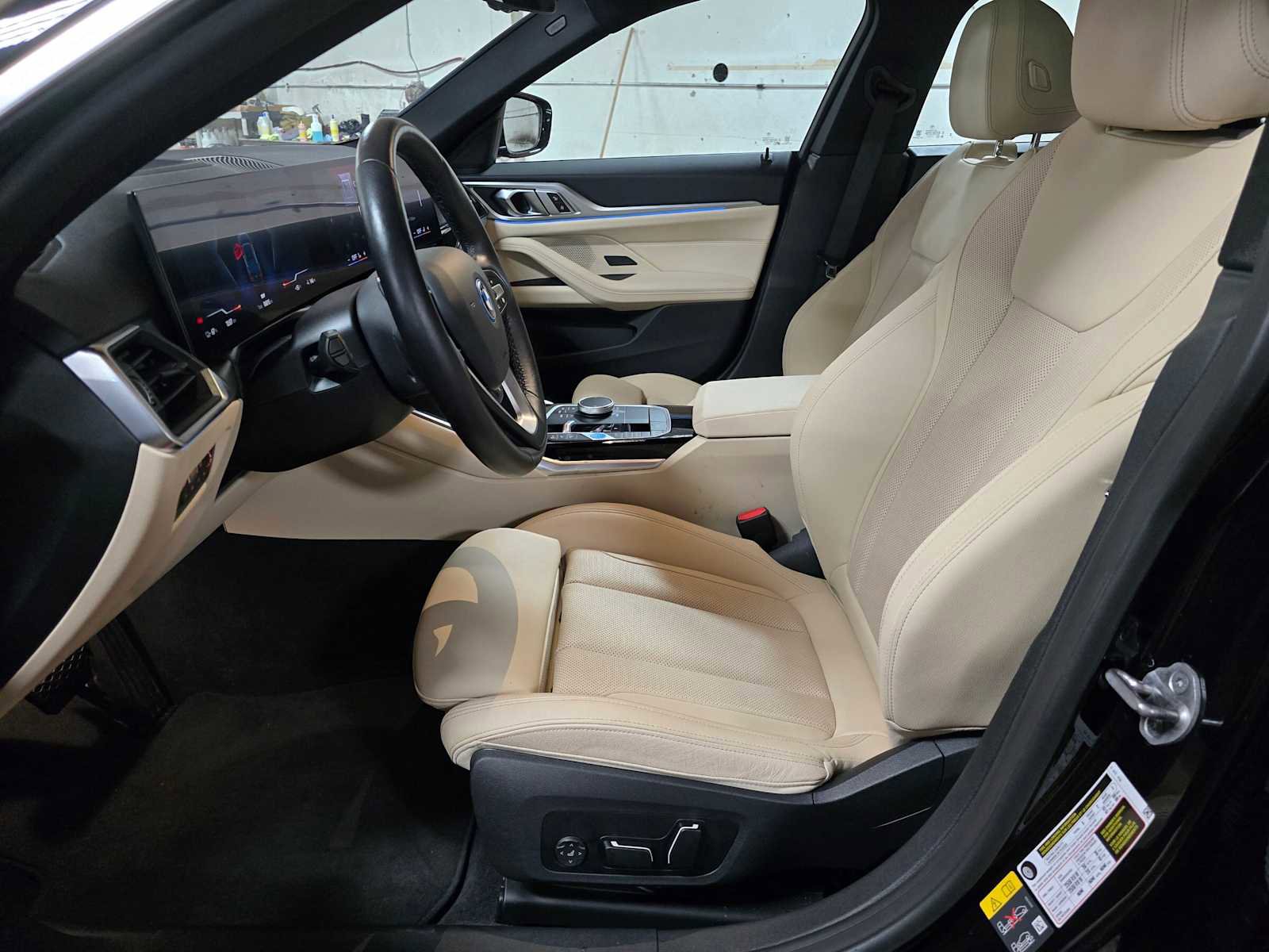 Used 2024 BMW i4 eDrive35 w/ Premium Package image 23