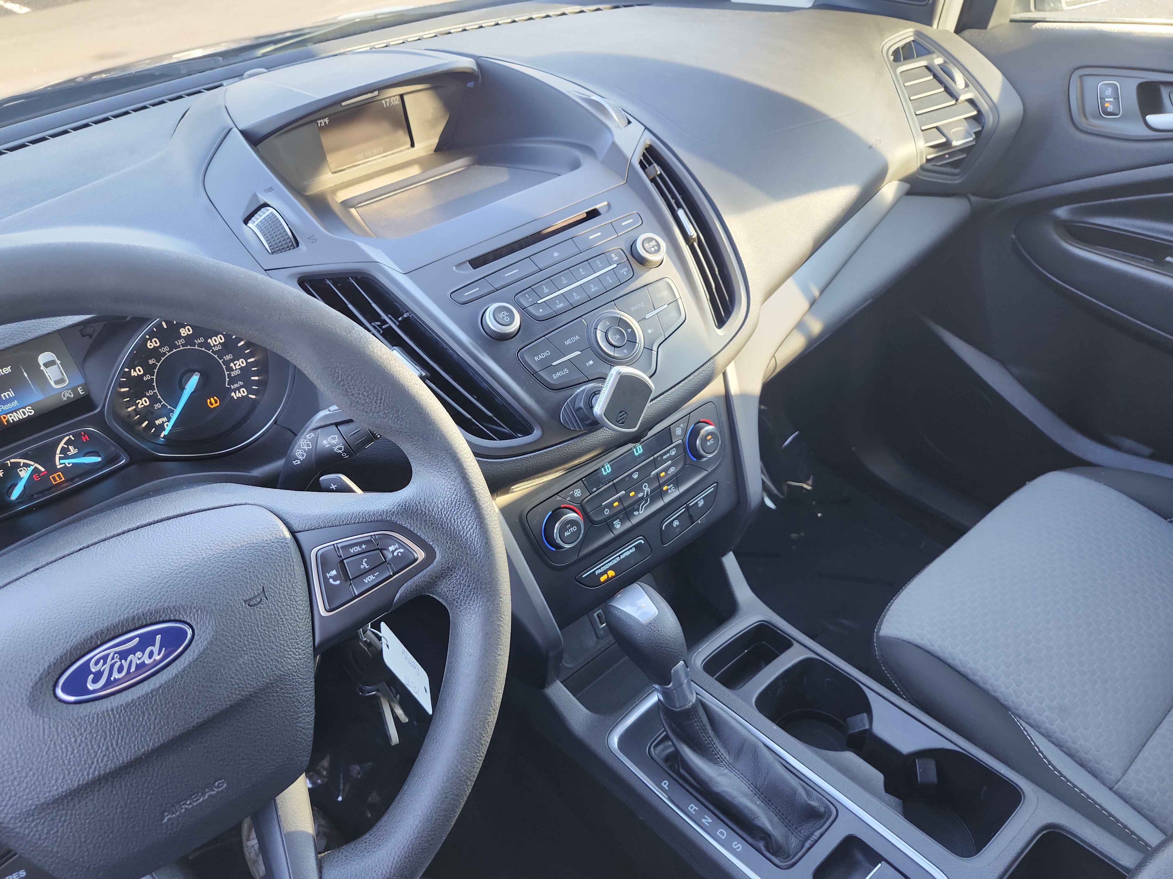 Used 2017 Ford Escape SE FWD image 29
