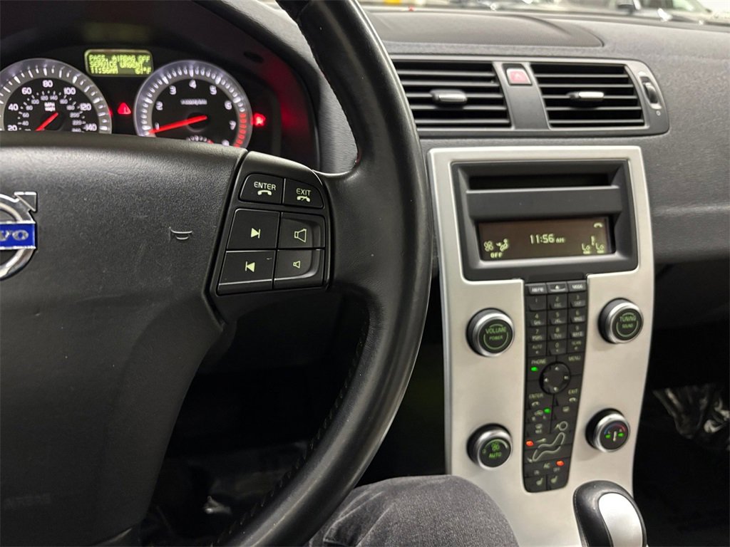 Used 2013 Volvo C70 T5 image 23